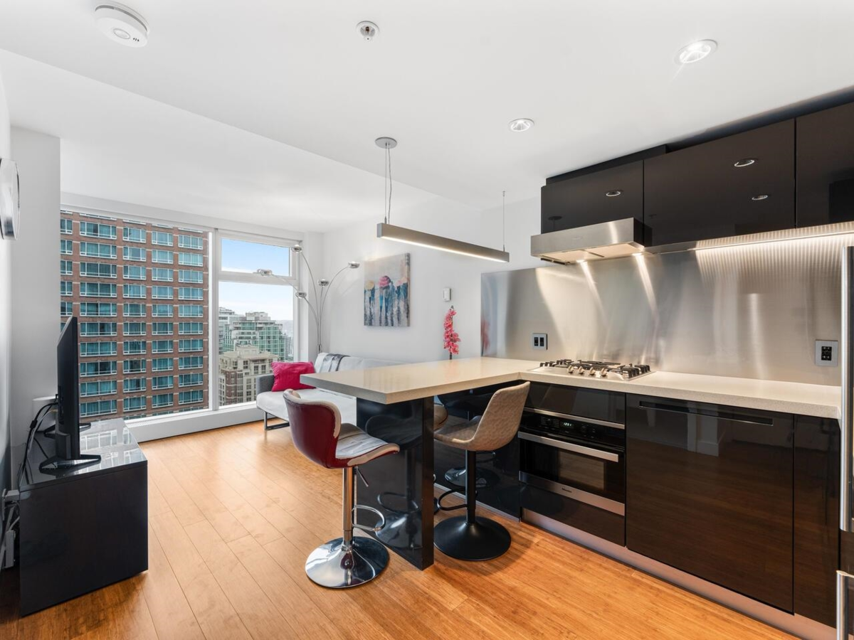 Breakfast Nook Photo of 2011 777 Richards Street, Vancouver, BC