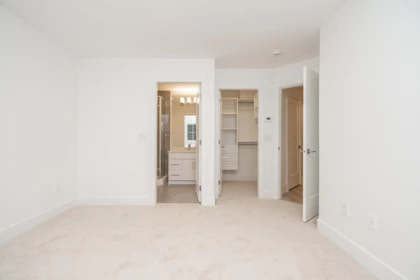 Basement Recreation Room Photo of 5483 7 Avenue, Delta, BC