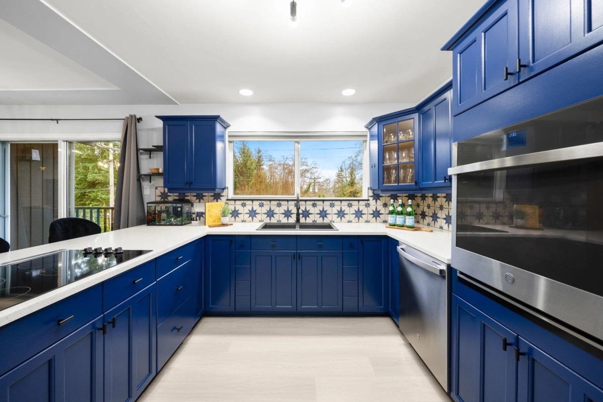 Breakfast Nook Photo of 4174 Dollarton Highway, North Vancouver, BC