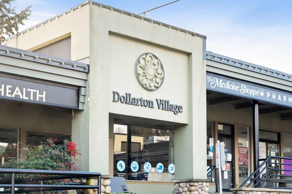 Hot Tub / Spa Photo of 4174 Dollarton Highway, North Vancouver, BC