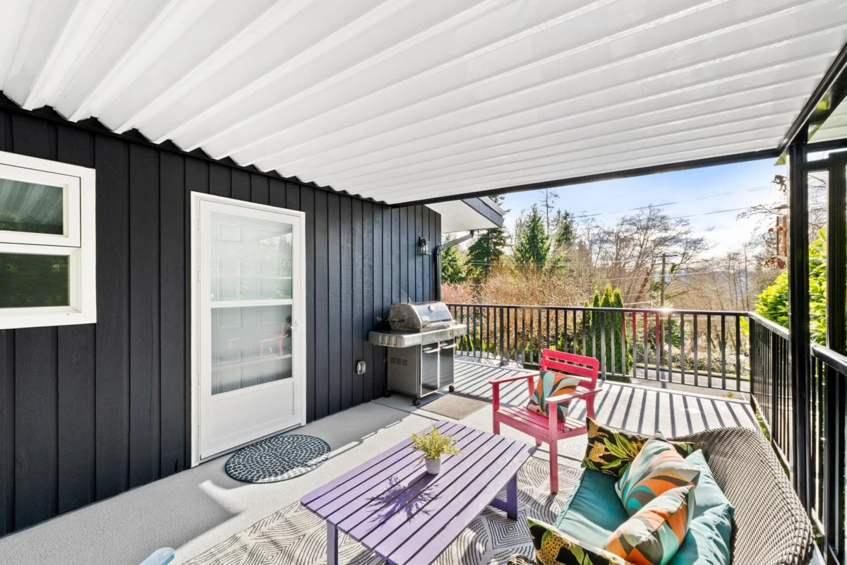 Swimming Pool Photo of 4174 Dollarton Highway, North Vancouver, BC