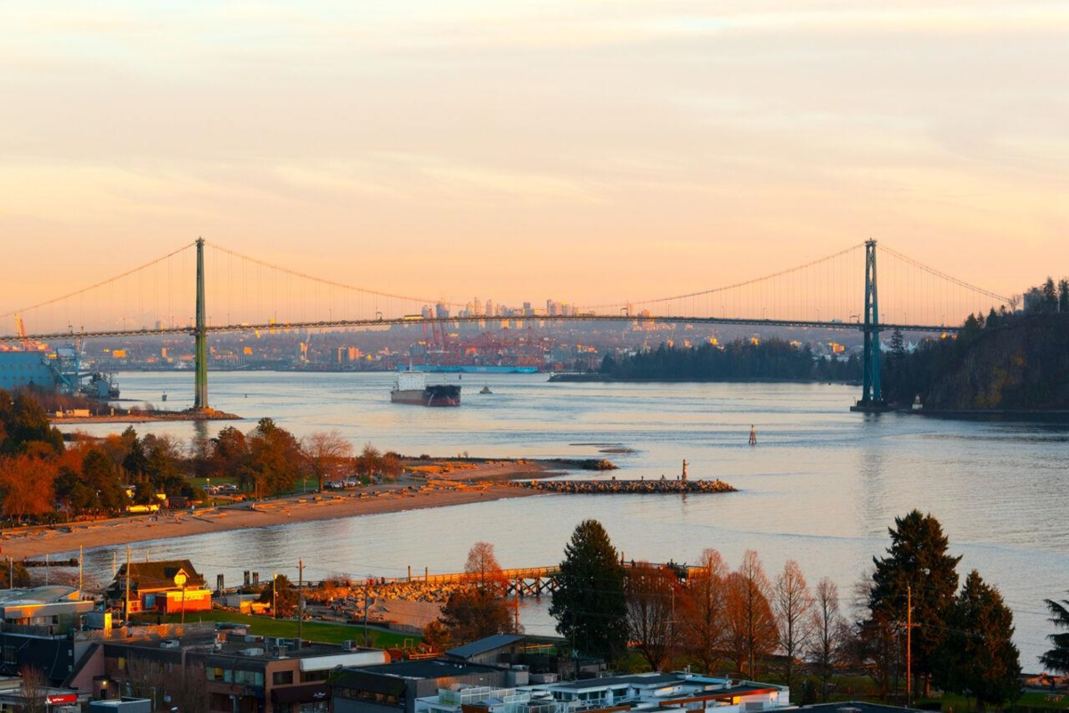 Loft / Bonus Room Photo of 9 1717 Duchess Avenue, West Vancouver, BC