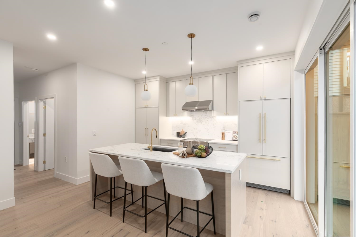 Kitchen Photo of 462 E 17th Avenue, Vancouver, BC