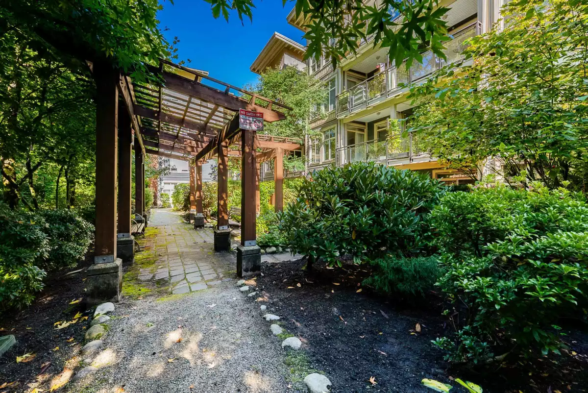 Entry Foyer Photo of 310 101 Morrissey Road, Port Moody, BC