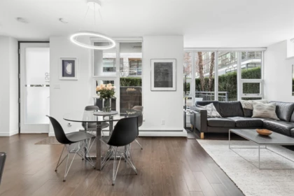 156 W 1st Avenue, Vancouver, BC, Vancouver — Townhouse for sale