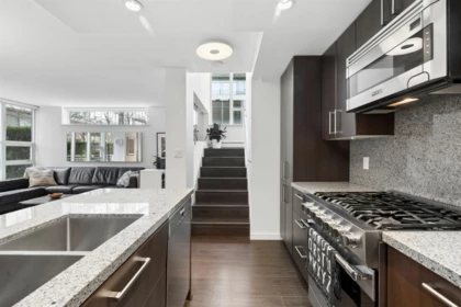 Office / Den Photo of 156 W 1st Avenue, Vancouver, BC
