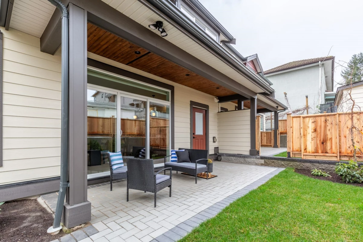 Backyard Photo of 3 1211 Thomas Avenue, Coquitlam, BC