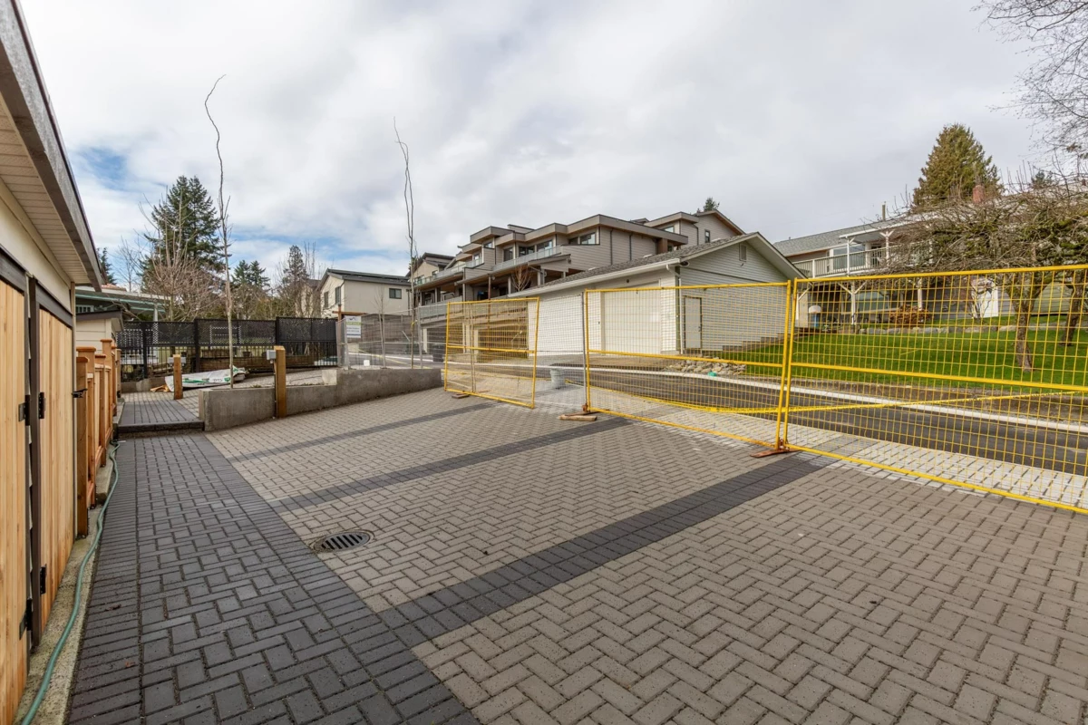 Swimming Pool Photo of 3 1211 Thomas Avenue, Coquitlam, BC