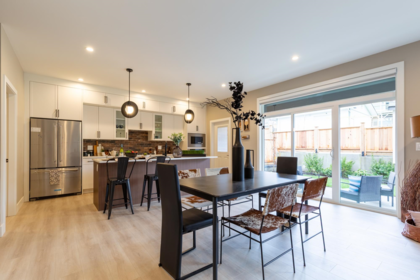 3 1211 Thomas Avenue, Coquitlam, BC