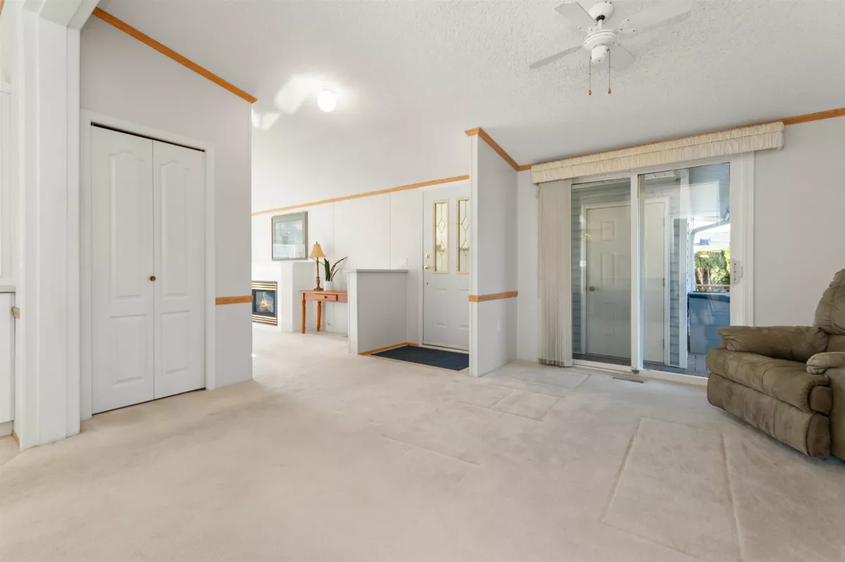 Bedroom 2 Photo of 8 45918 Knight Road, Chilliwack, BC