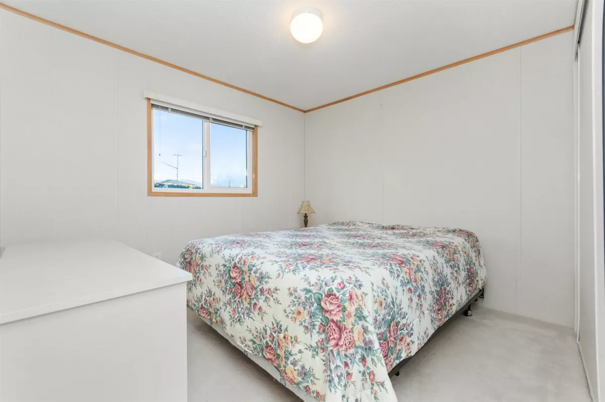 Garage Interior Photo of 8 45918 Knight Road, Chilliwack, BC