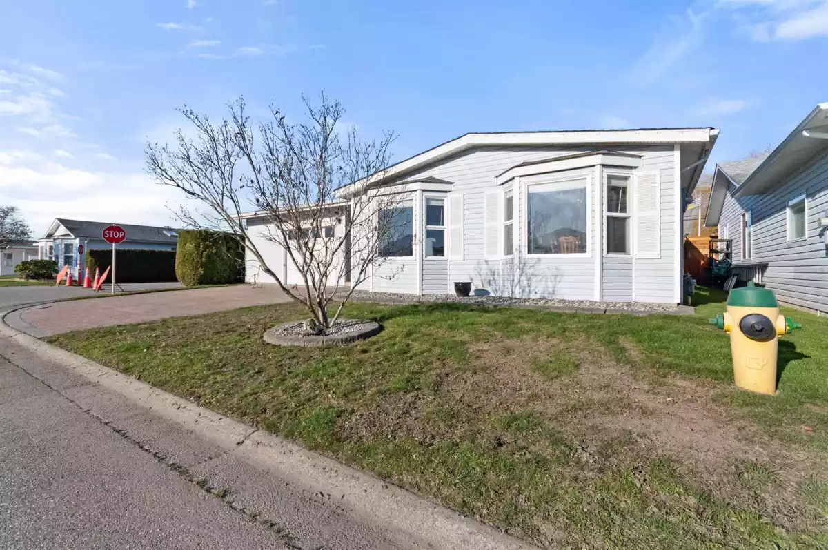 Neighborhood Park Photo Near 8 45918 Knight Road, Chilliwack, BC