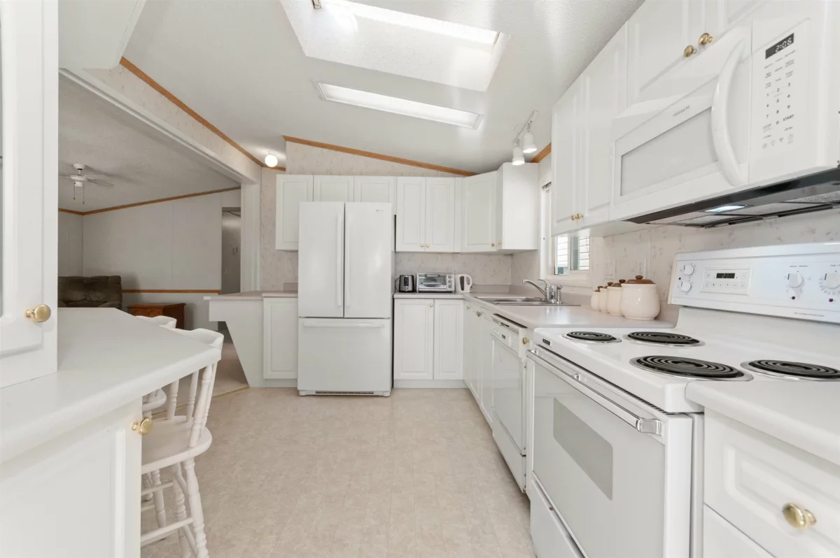 Powder Room Photo of 8 45918 Knight Road, Chilliwack, BC