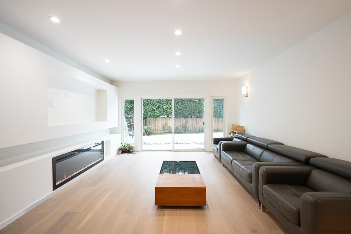 Dining Area Photo of 6540 Juniper Drive, Richmond, BC