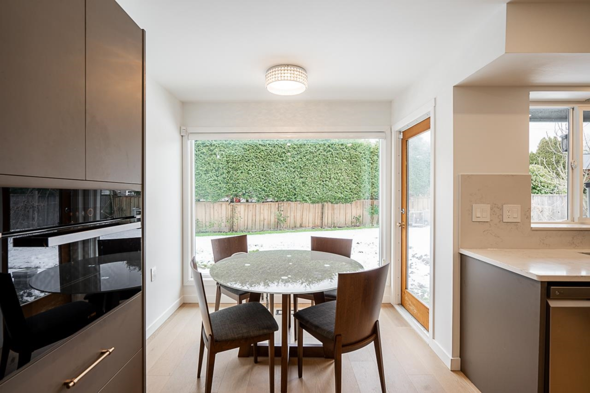 Primary Bathroom Photo of 6540 Juniper Drive, Richmond, BC