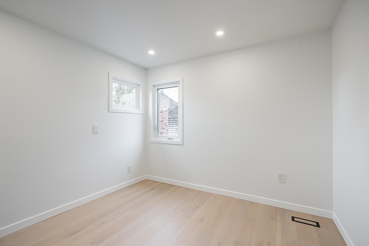 Staircase Photo of 6540 Juniper Drive, Richmond, BC