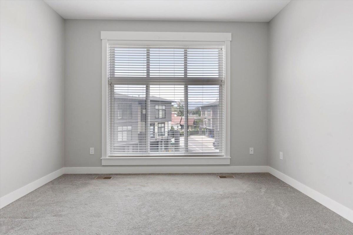 Guest Bathroom Photo of 10 6029 Promontory Road, Chilliwack, BC