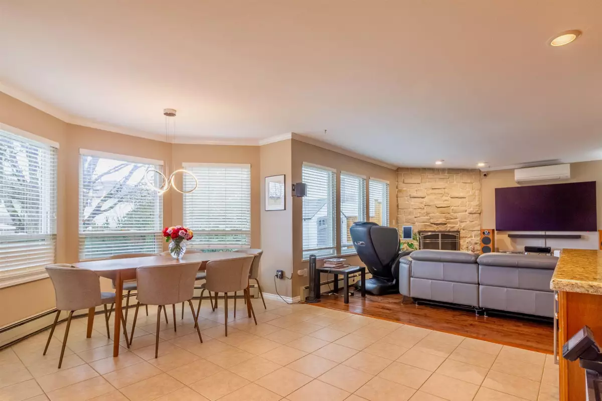 Breakfast Nook Photo of 7470 Almond Place, Burnaby, BC