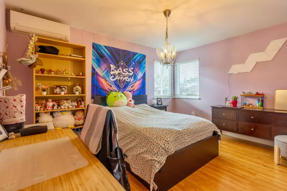 Mudroom Photo of 7470 Almond Place, Burnaby, BC
