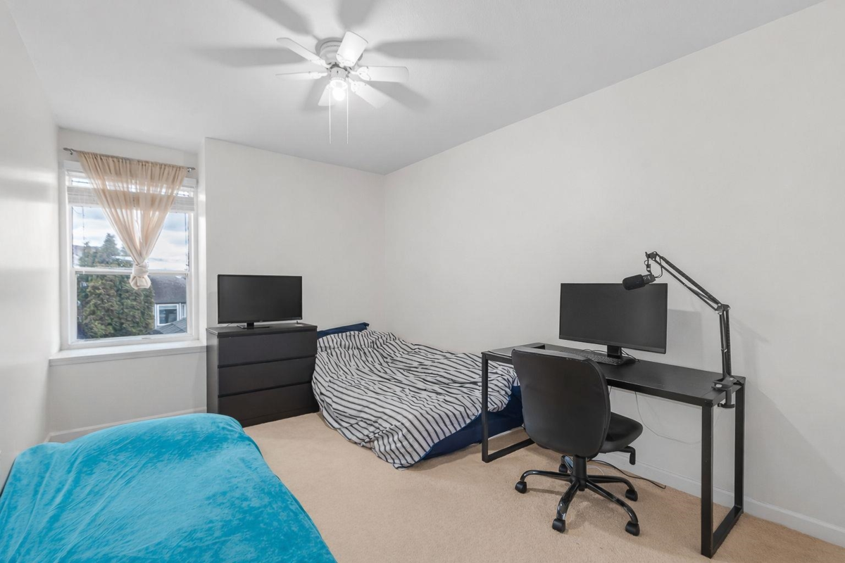 Basement Recreation Room Photo of 3154 Kingfisher Drive, Abbotsford, BC