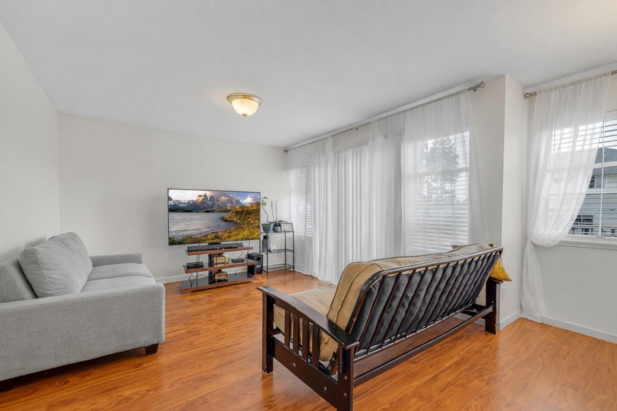 Bedroom 4 Photo of 3154 Kingfisher Drive, Abbotsford, BC