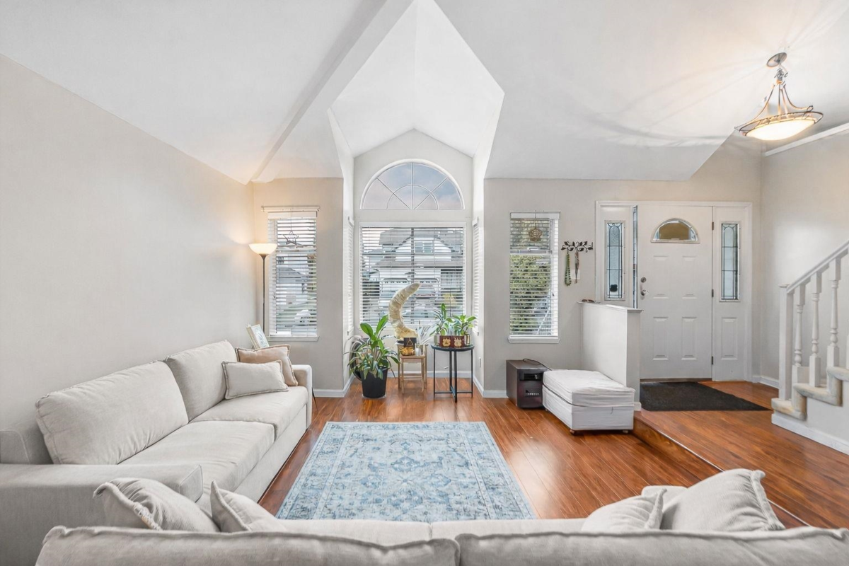 Pantry Photo of 3154 Kingfisher Drive, Abbotsford, BC