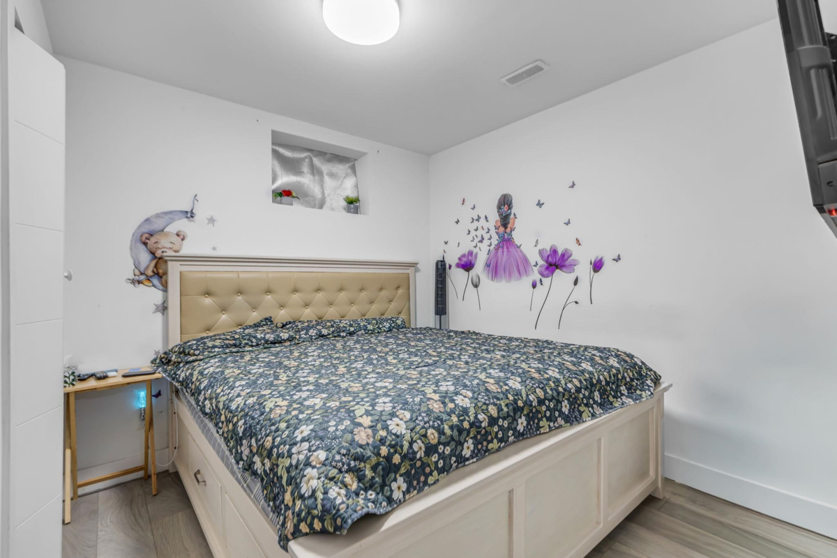 Swimming Pool Photo of 3154 Kingfisher Drive, Abbotsford, BC