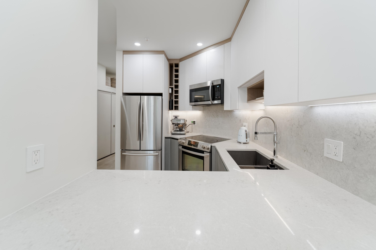 Primary Bedroom Photo of 212 1924 Comox Street, Vancouver, BC