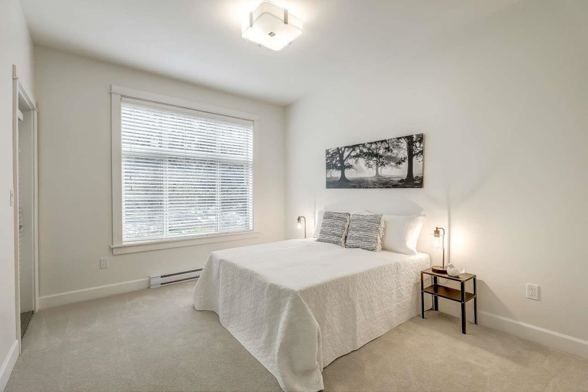 Mudroom Photo of 111 15185 36 Avenue, Surrey, BC