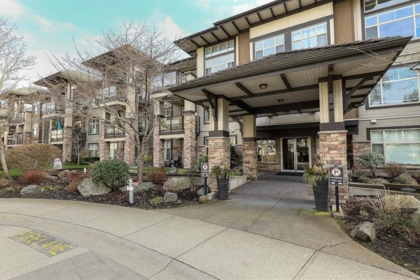 Front exterior of 111 15185 36 Avenue, Surrey, BC