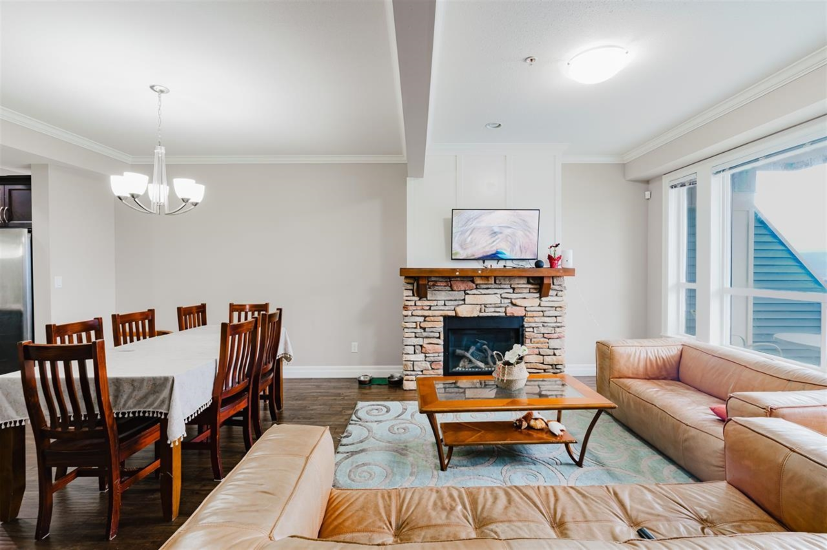 Living Room Photo of 16 6026 Lindeman Street, Chilliwack, BC