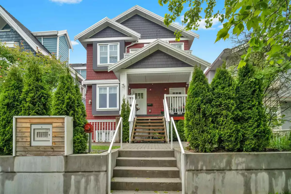 Exterior Front Photo of 2743 Duke Street, Vancouver, BC