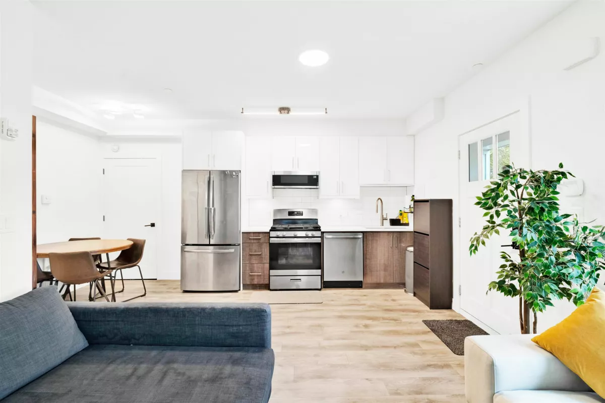Laundry Room Photo of 2743 Duke Street, Vancouver, BC