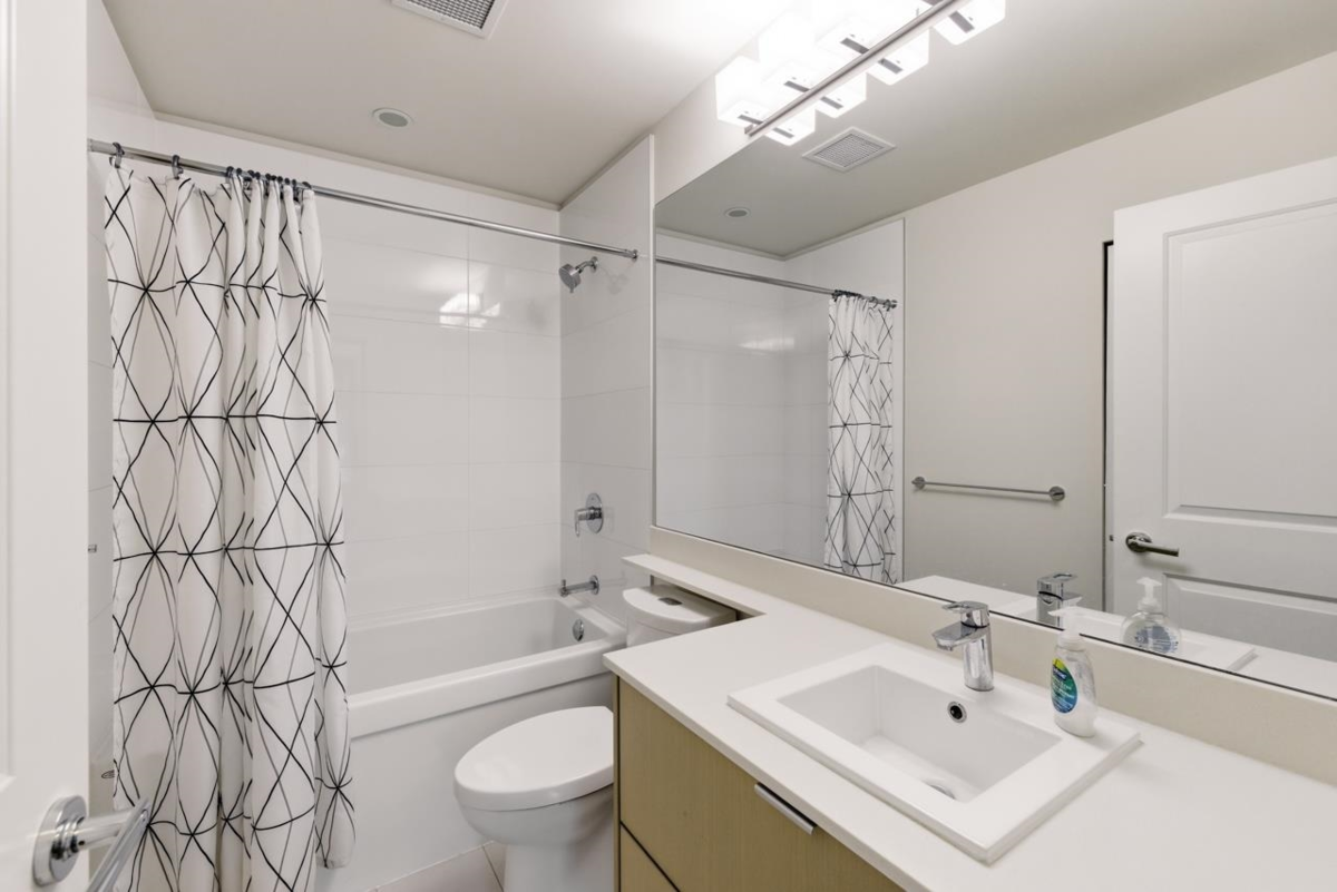 Mudroom Photo of 118 255 W 1st Street, North Vancouver, BC