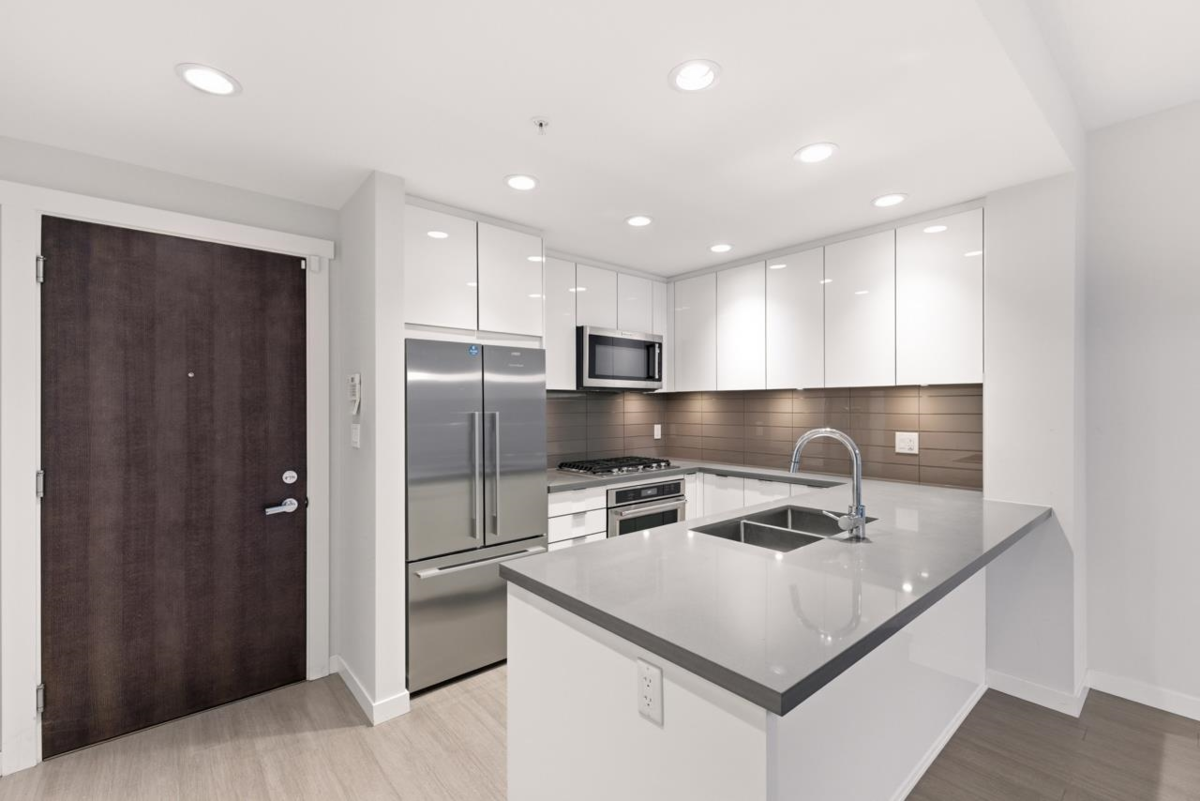 Primary Bedroom Photo of 118 255 W 1st Street, North Vancouver, BC