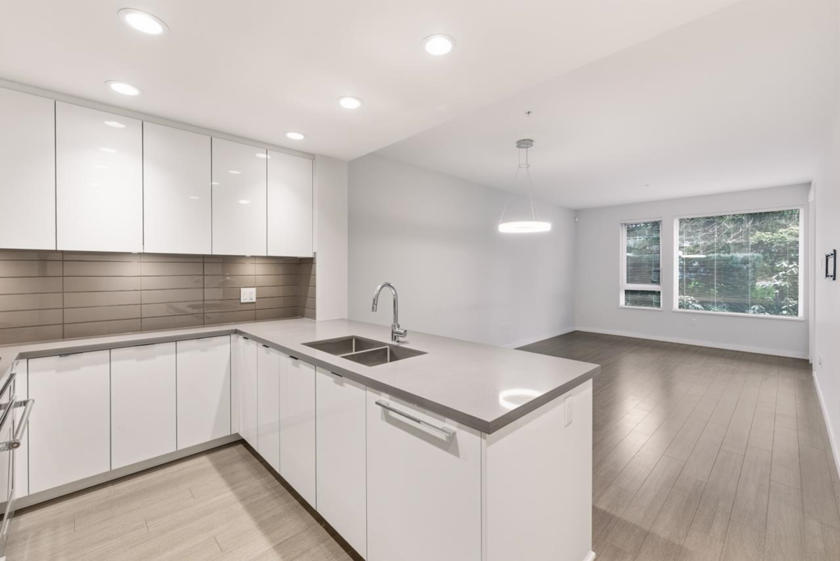 Walk-In Closet Photo of 118 255 W 1st Street, North Vancouver, BC