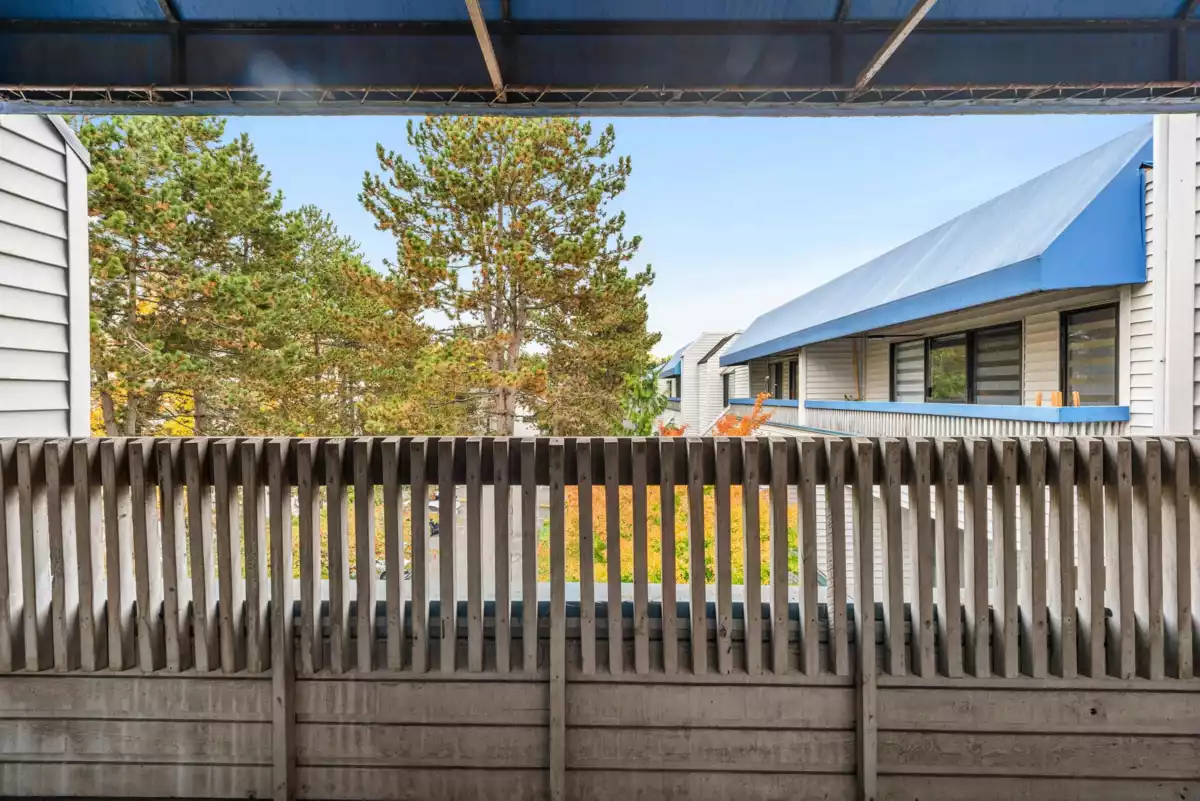 Garden / Landscaping Photo of 318 5800 Cooney Road, Richmond, BC