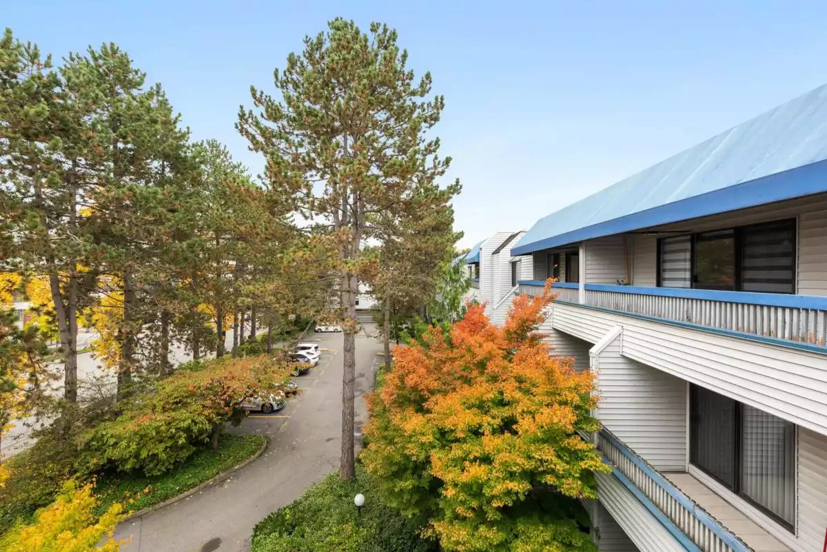 Outdoor Kitchen Photo of 318 5800 Cooney Road, Richmond, BC