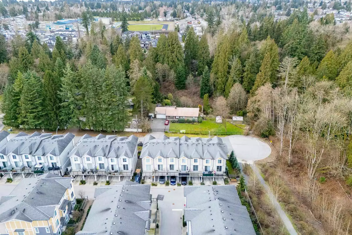 Backyard Photo of 22 9718 161a Street, Surrey, BC