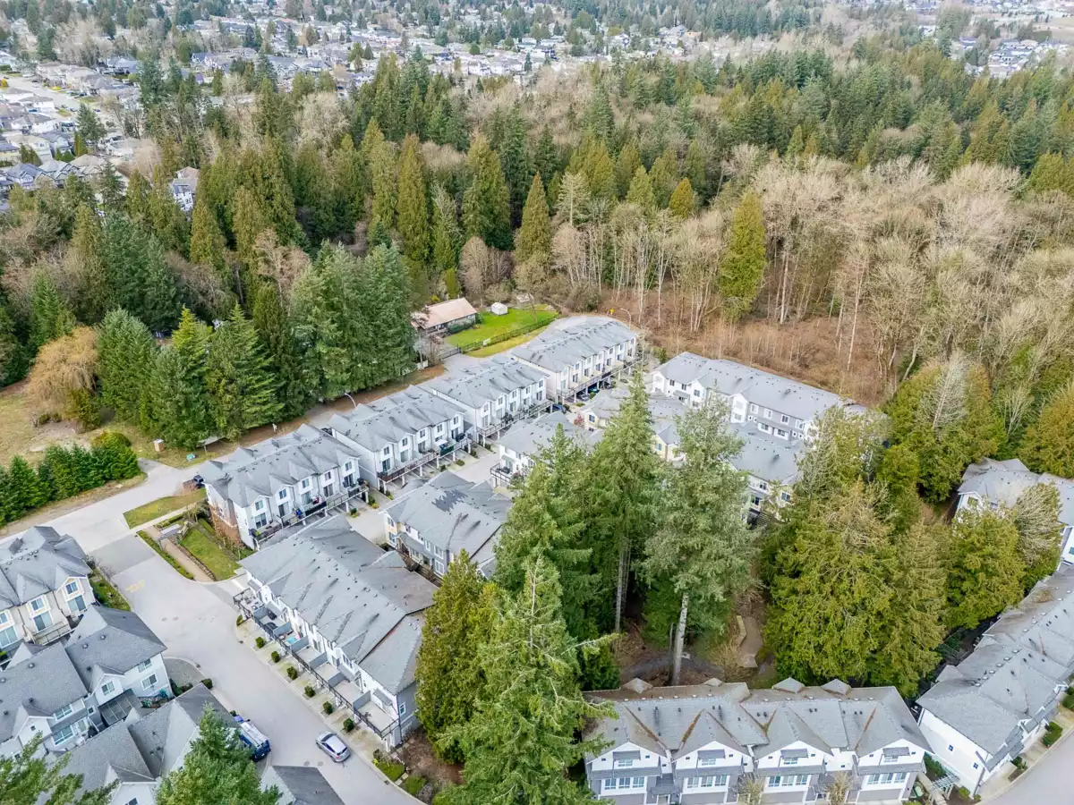 Front Yard Photo of 22 9718 161a Street, Surrey, BC