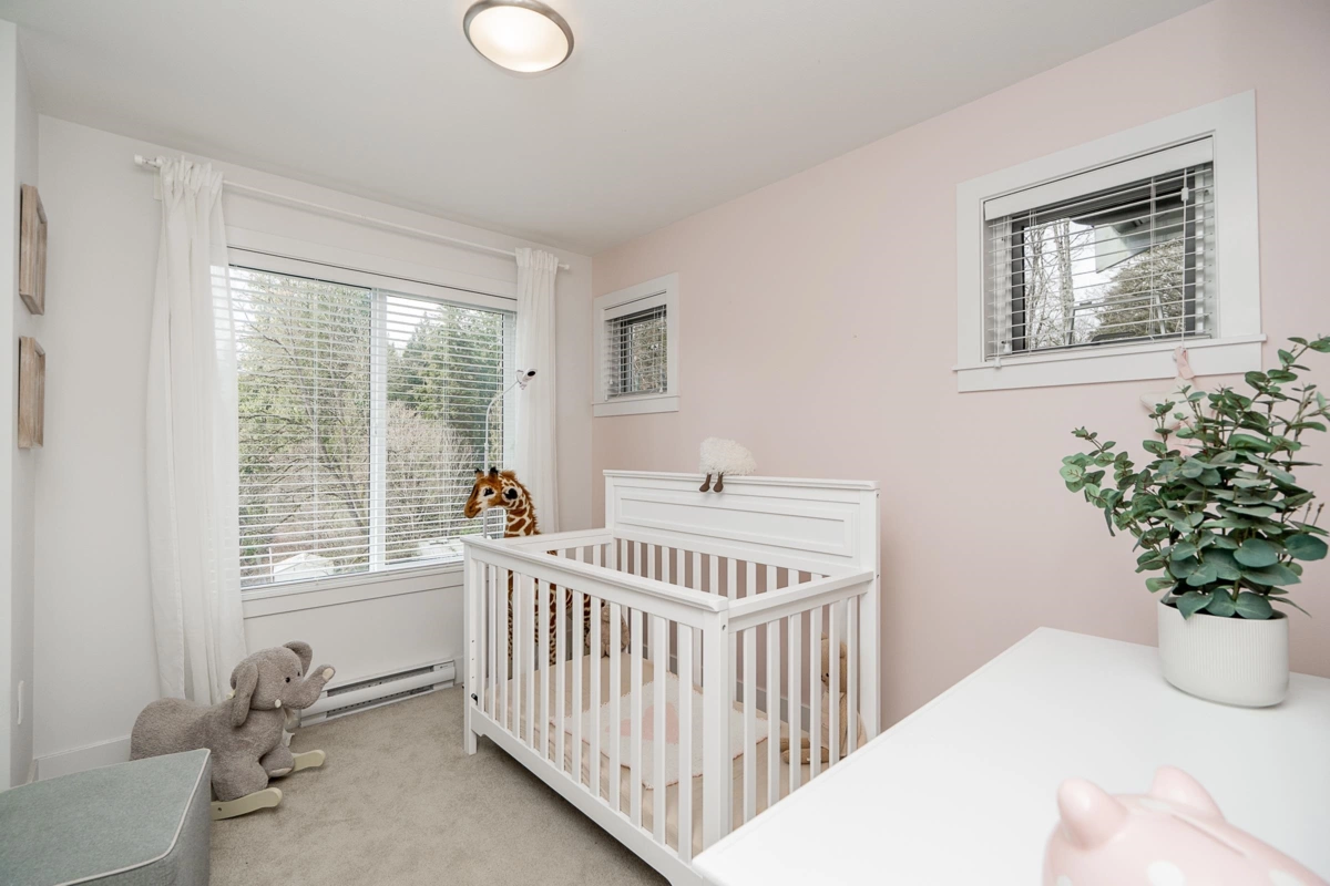 Guest Bathroom Photo of 22 9718 161a Street, Surrey, BC