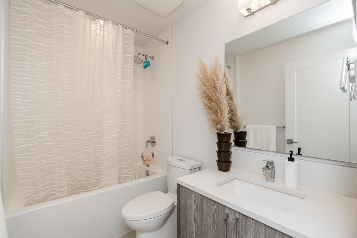 Powder Room Photo of 22 9718 161a Street, Surrey, BC
