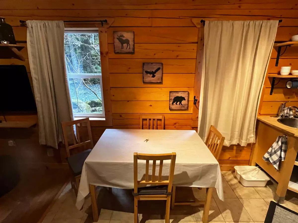 Breakfast Nook Photo of H103 Strawberry Lane, Sunshine Valley, BC