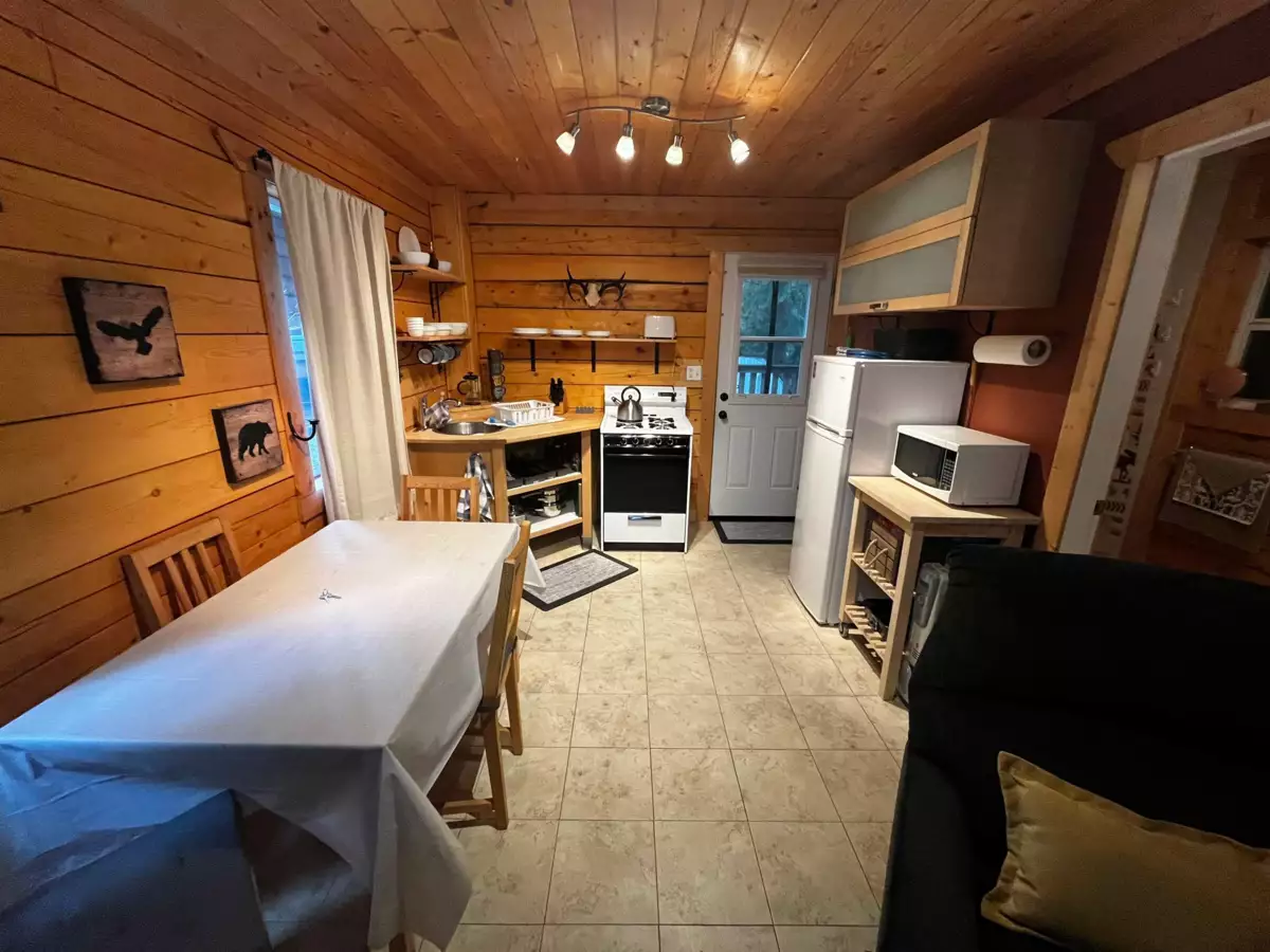 Primary Bathroom Photo of H103 Strawberry Lane, Sunshine Valley, BC