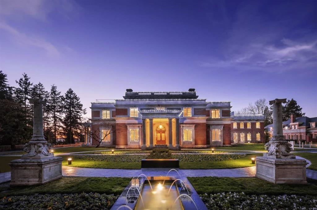 Outdoor Kitchen Photo of 210 7128 Adera Street, Vancouver, BC
