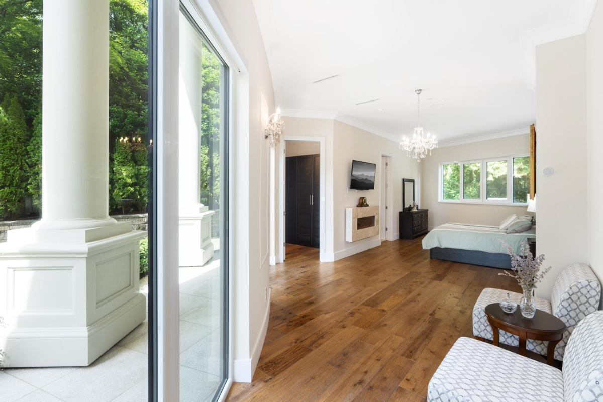 Primary Bathroom Photo of 1760 29th Street, West Vancouver, BC