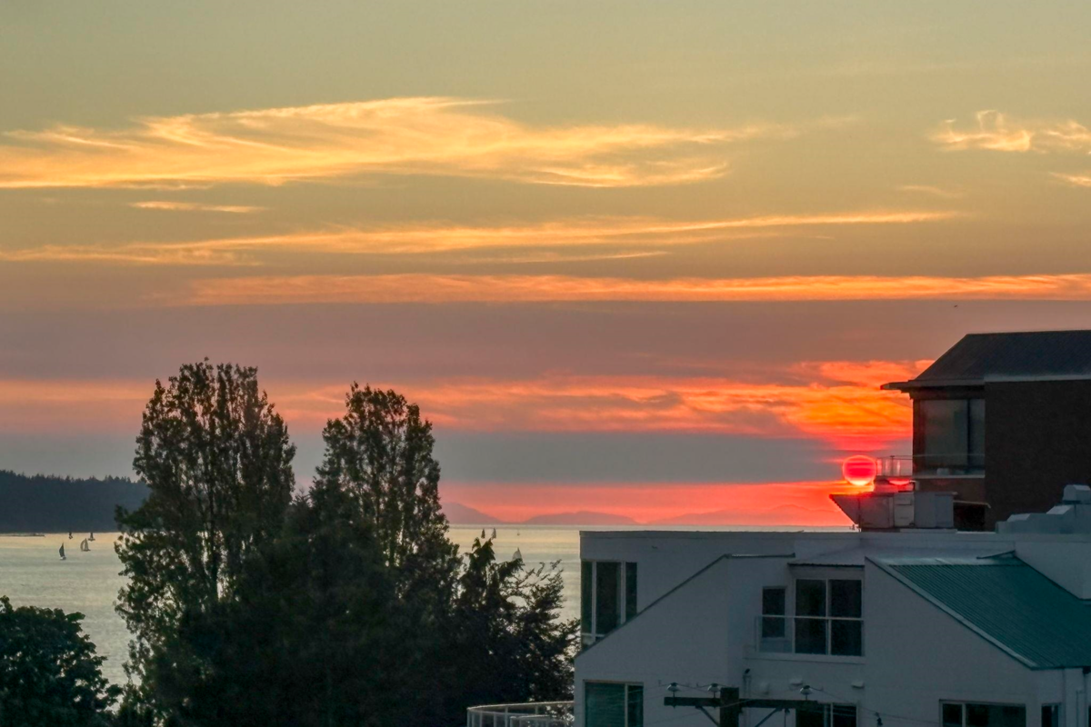 Hot Tub / Spa Photo of 301 1330 Harwood Street, Vancouver, BC