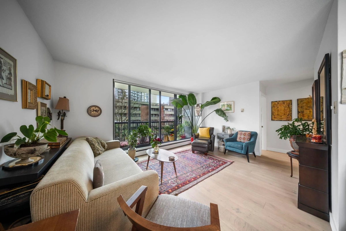 Living Room Photo of 301 1330 Harwood Street, Vancouver, BC