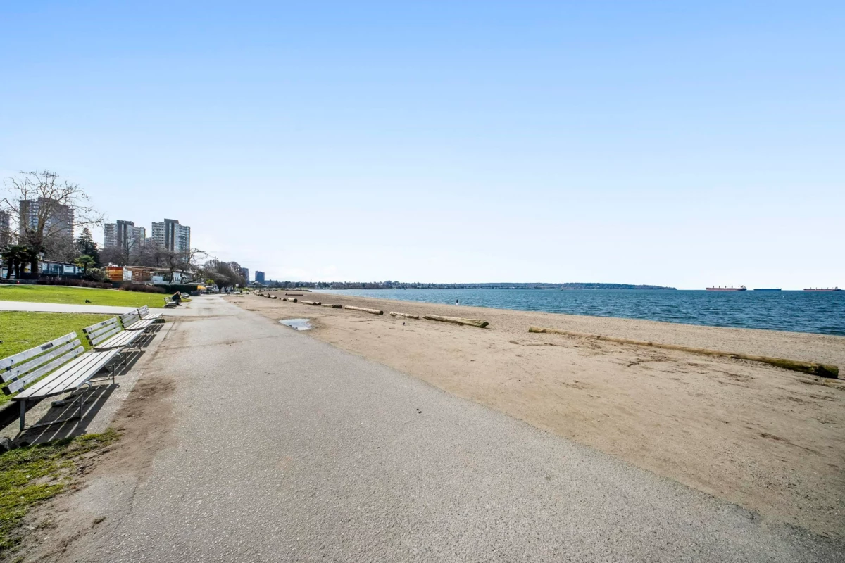 Outdoor Kitchen Photo of 301 1330 Harwood Street, Vancouver, BC