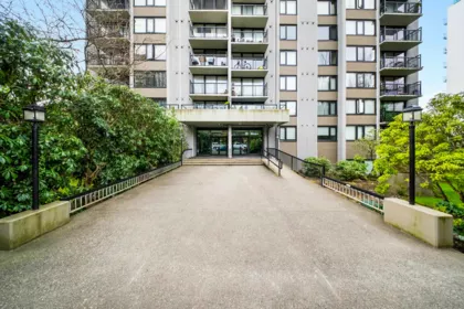 301 1330 Harwood Street, Vancouver, BC